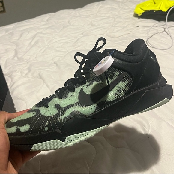 Nike Kobe 7 Poison Dart Frog - Picture 9 of 9